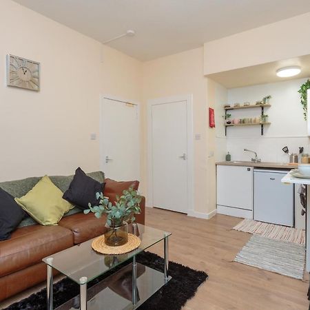 Cozy 1B Groundfloor - 8 Minute From City Centre Edinburgh Buitenkant foto