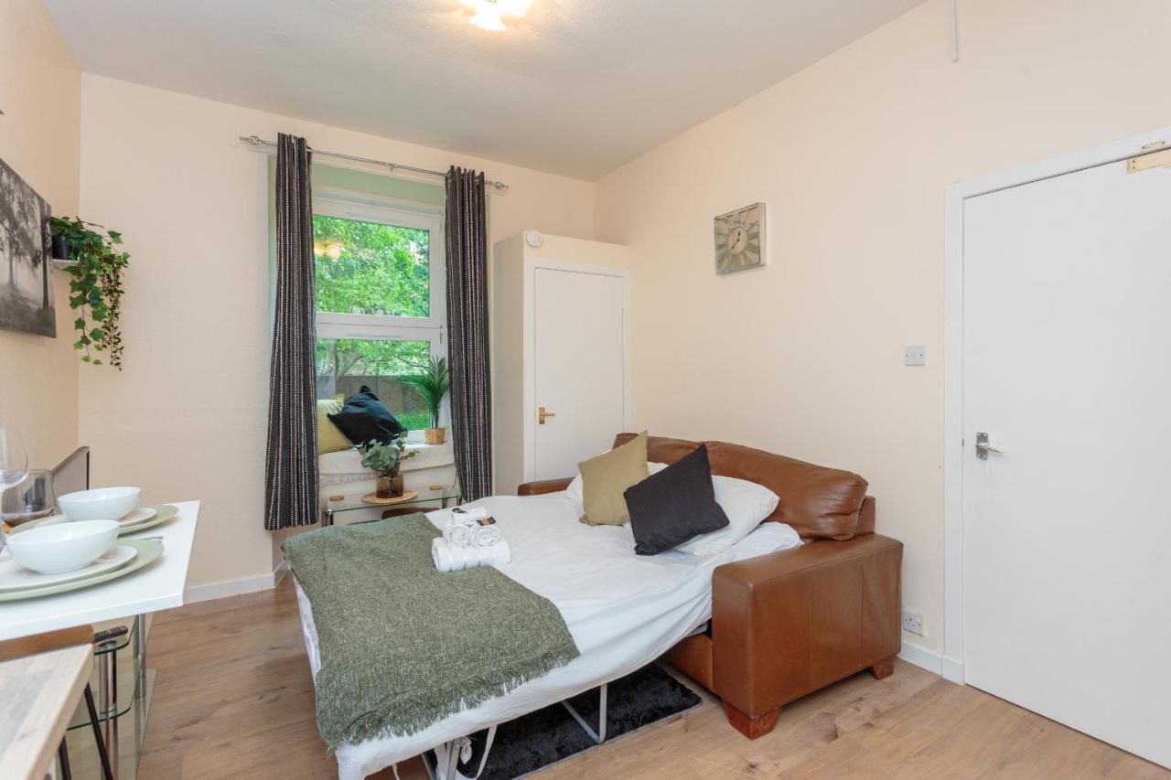Cozy 1B Groundfloor - 8 Minute From City Centre Edinburgh Buitenkant foto